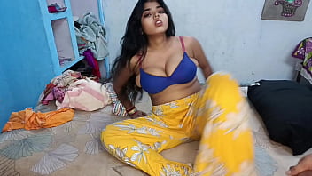 Subha subha romantic ho gai soniya fhir mene chod diya xxxsoniya