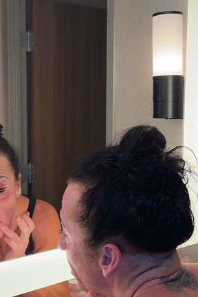 Kandylegs Behind the Scenes:worshipped by Cameraman