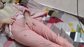 Big step sister ko room me band karke nanga chod diya