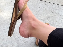 Flexible foot fetish masturbating with feet and hands