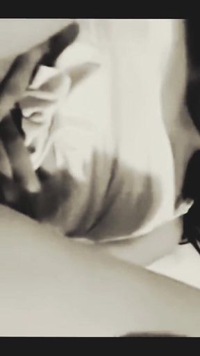 Mummy Re Chhod Do Mar Jaugi Bade Bade Boobs Wali Girlfriend Ki Hotel Me Chudai