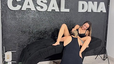 Um casal de amigos me chamou pois disseram que queriam algo diferente hoje a três