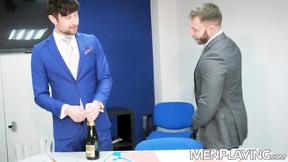 ”Bottom Drew Dixon is DPed by Diego Reyes & Sir Peter”