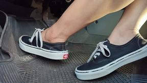 With vans sports shoes pumping automatic car pedals (4)