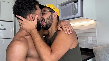 MARCOS GOIANO - BLOWJOB & CUMSHOT WORSHIP