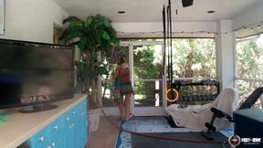 Vicky Vette Masturbating in Neighbors Hot Tub