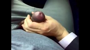 putaria no onibus durante a viajem de trabalho, os caras se punhetando ate gozar