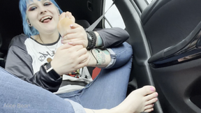 CAR FOOT WORSHIP