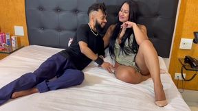 foi aqui que pediram marmita pra casal????chegou foi linguica grande