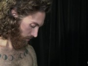 Scruffy Tatted Alt-guy gets blown