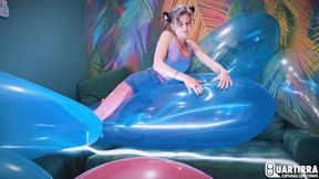 Q859 Stashia rides and pops big balloons with her fingers - 480p