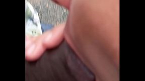 Casada gostosa foi pega no flagra chupando a rola do Kingblack em p&uacute_blico no mirante da praia em Santa Catarina