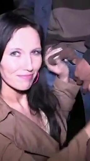 Dogging MILF Strangers Bukkake
