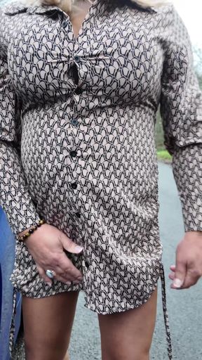 Sexy Crossdresser Kellycd2022 Afternoon Drive in Tan Pantyhose and Heels