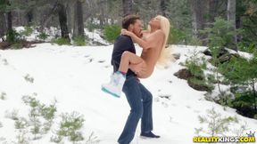 Outdoor winter fuck - Angel Luna & Kyle Mason