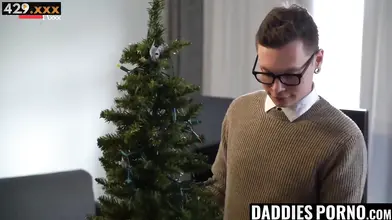 Christmas Delight": Step-Mom's Christmas Gift To Her Stepson In A Sexual Way (Daddy's Pornoson)