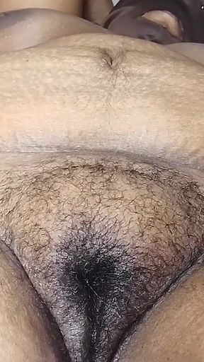 Vid_20250110132922.mp Indian Anty Hot Scene in Bed Room