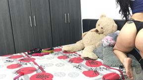 I use a hot vibrator dilating my pussy until I have orgasm.