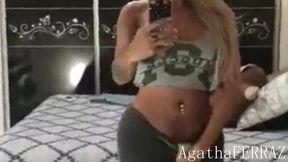 quero ser sua deusa, agatha ferraz, de corpo e alma e sempre peladinha