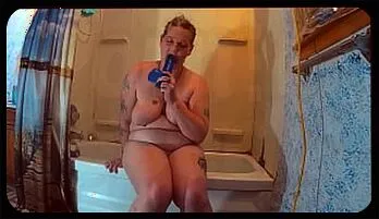 Sensual Bathroom Masturbation with Curvy Babe Lil Blue