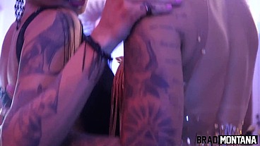 Live Baile do Brad com Elisa Sanches, Luna Oliveira, Shayenne Samara, Pamela Santos, Lina Nakamura, Victoria Dias, Ana Júlia, Marsha Love, Mia Linz, Giovanna Bombom