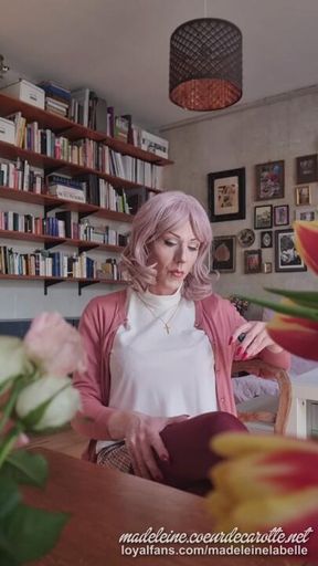 The Tempting Librarian Madeleine - a date at the table