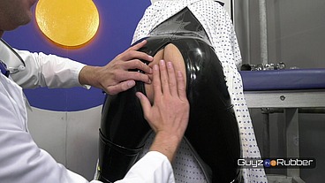 Guyzin2rubber, Too Tight to Play