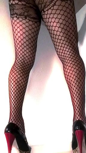Kandi Kane - Sexy Fishnet Dance Music Video