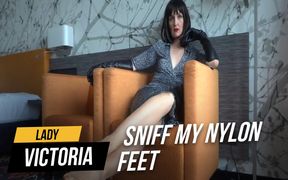 POV Sniff My Nylon Cheesy Feet and Cum