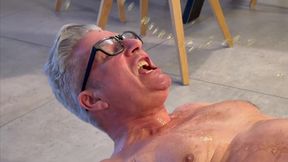 Swallow piss 4th time Cam2