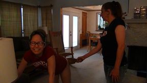 Arianna Paddles Skylar