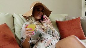alexis monroe housewife rides mike hunt in cowgirl and doggy