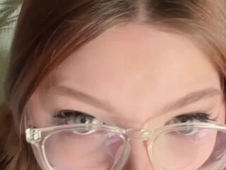 Chunky Beauty Next Door can’t stop FUCKIN herself!