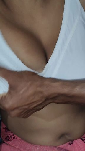Indian Village Bhabhi Big Size Lights Sex Enjoy Desi Tarch Sex Videos Enjoyed Bihar Light Sex Videos