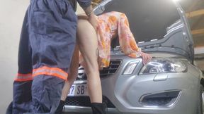 Could Nt Pay the Mechanic so I Offered Him Some Pussy