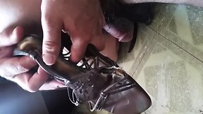 Shoe Fuck well worn brown sandals