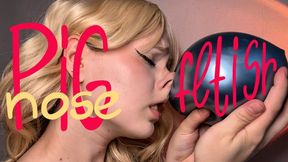 Piggy nose: Rubbing against the balloon