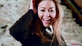 Up Sk!rt Fan Featuring Lily S