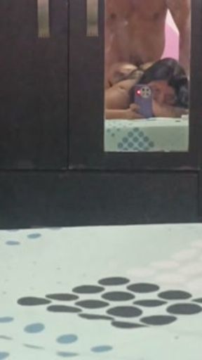 Me Cogo a Mi Mejor Amigo Mientras Lo Grabo Con Una Camara