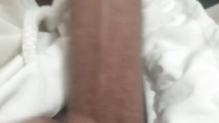 Formás fiatal ázsiai transzvesztita pufók meleg ribancok seggbe dugva