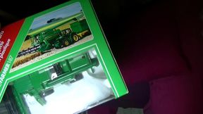 redwan se fait baiser par mon pote deguise en pere noelvoici une video ...