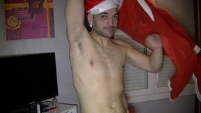 redwan se fait baiser par mon pote deguise en pere noelvoici une video ...