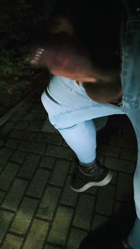 Slutboyben CAM4 Cruising Cumshots Infront of Voyeurs Car