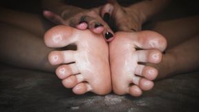 POV Foot Worship & Oil Play [HD]