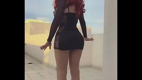 Walking in a beautiful day whit sexy black dress