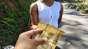 පාරේදී සෙට් වෙලා සල්ලි වලට ගහපු කෑල්ල Sri lankan Garment Slut sex For money Go Back Home