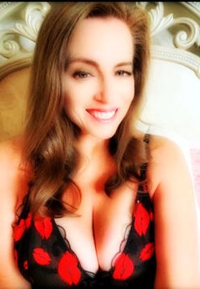 Please Cum Fuck Me I Need Your Big Cock and Creampies in Every Hole
