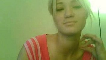 Stunning blonde GF wanks on live webcam