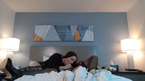 bailey wilde sucks huge crossdresser s cock