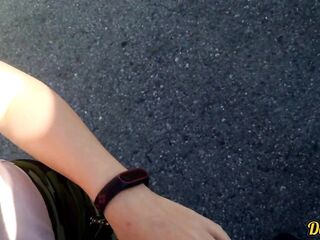 публичный секс со школьницей на смотровой площадке на горном перевале и полный рот вкусной спермы